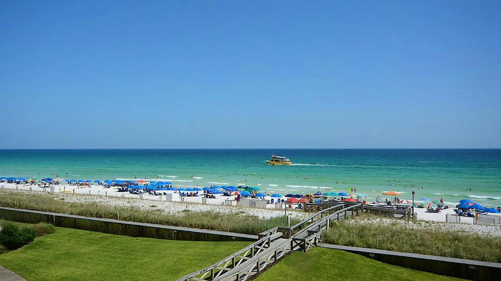 Apartment Slt #2043 - Stunning View! Free Beach Service! Destin