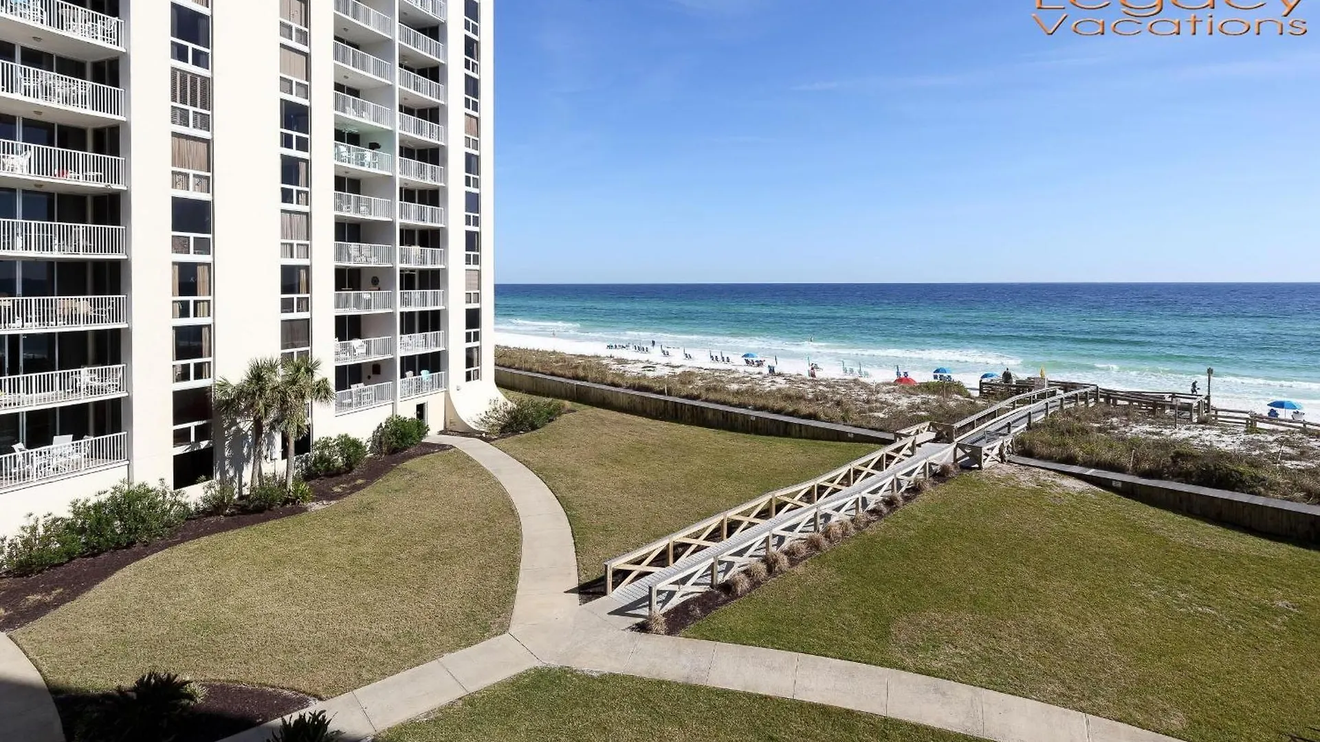Slt #2043 - Stunning View! Free Beach Service! Destin Apartment